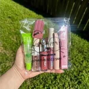 Assorted Lip  glosses bundled
